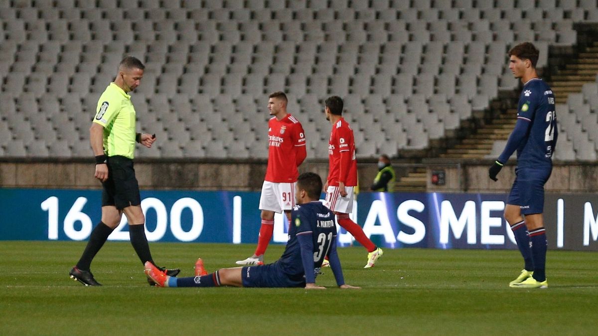 Escándalo en Portugal: el Benfica golea 0-7 a un equipo con nueve jugadores de campo