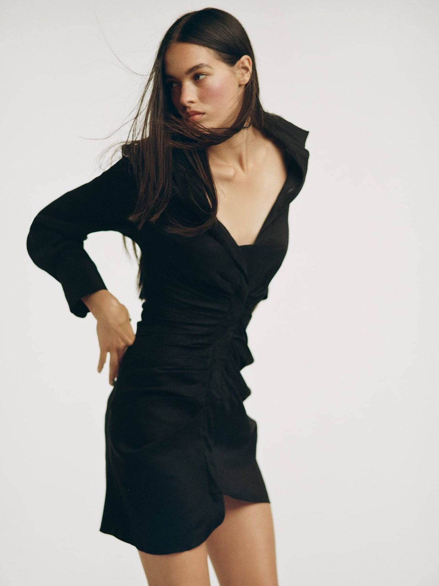 Rocío Osorno agota el vestido negro de Zara que hace tipazo y sí usaremos  en verano