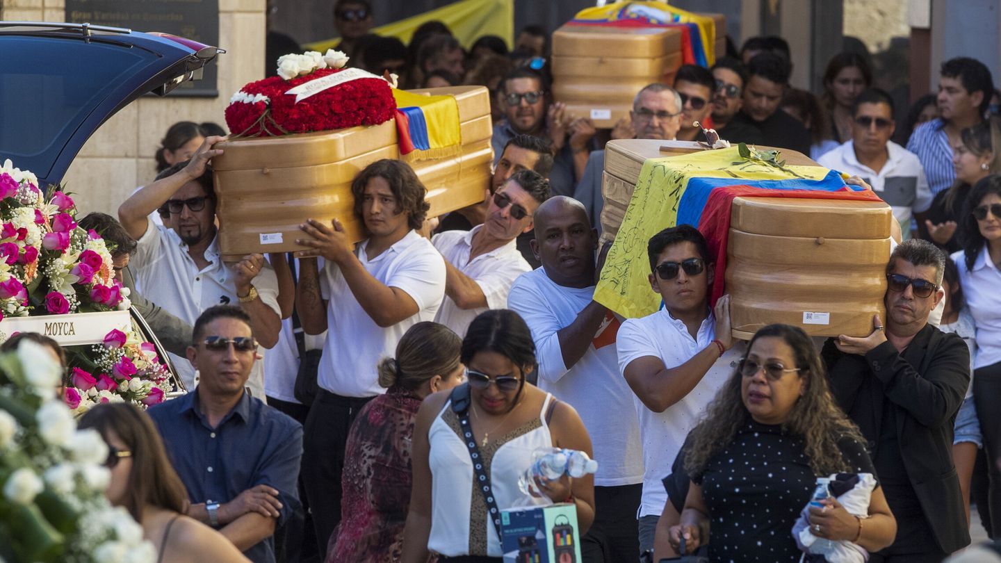 Funeral de varias víctimas en la localidad murciana de Caravaca de la Cruz. (EFE)