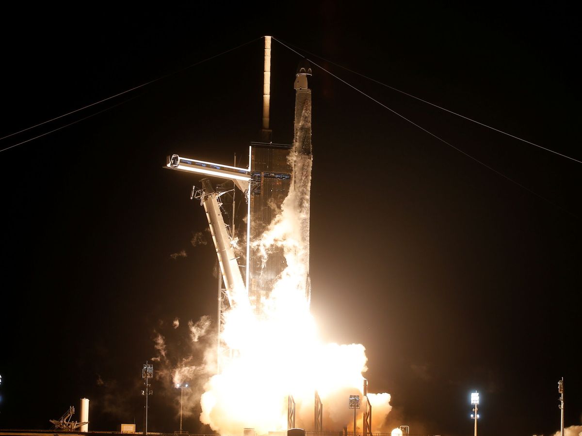 Foto: Lanzamiento de SpaceX y la NASA. (Reuters/Joe Skipper)