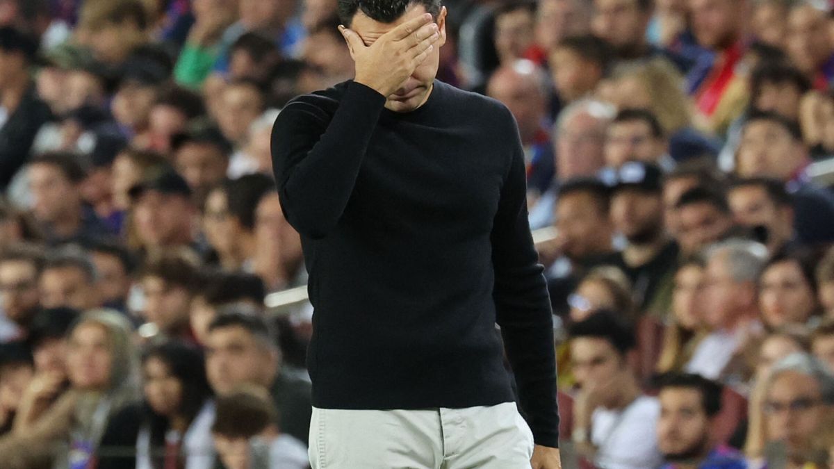 Xavi Hernández fracasa como técnico del Barça y queda señalado por las vacas sagradas