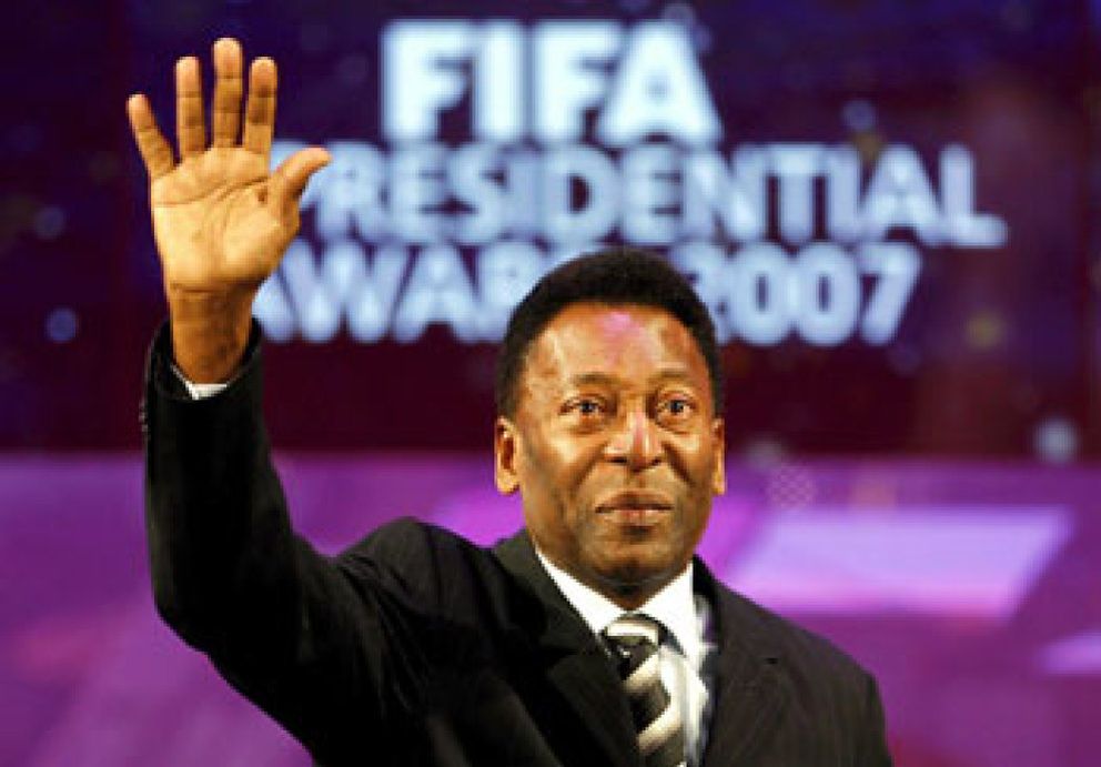 Foto: El Banco Santander ficha a Pelé