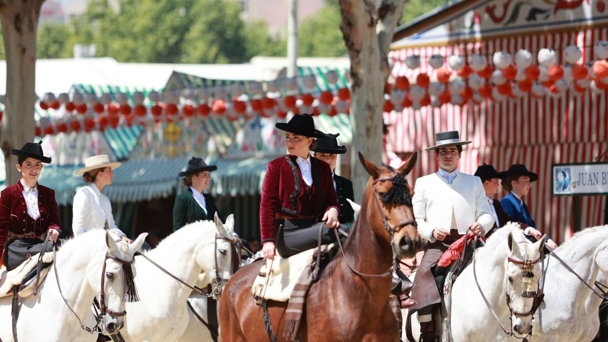 Pacma pide al Ayuntamiento de Sevilla más controles para impedir el "maltrato" a los caballos en la Feria