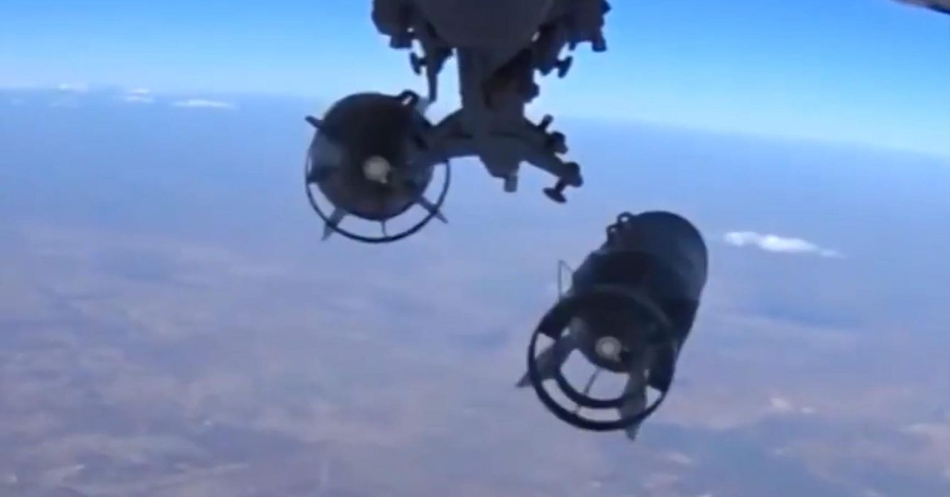 Bombardeo ruso contra posiciones del Estado Islámico en Siria. (EFE)