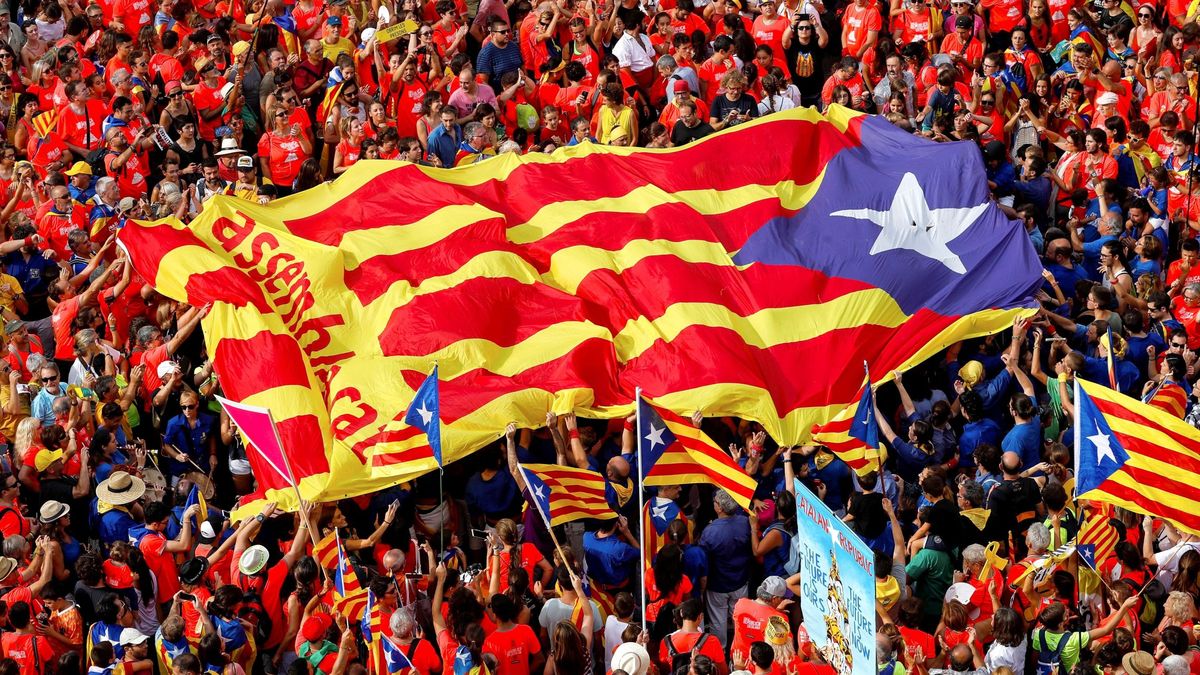 La Justicia confirma la multa a Òmnium por recabar "datos ideológicos" de los catalanes