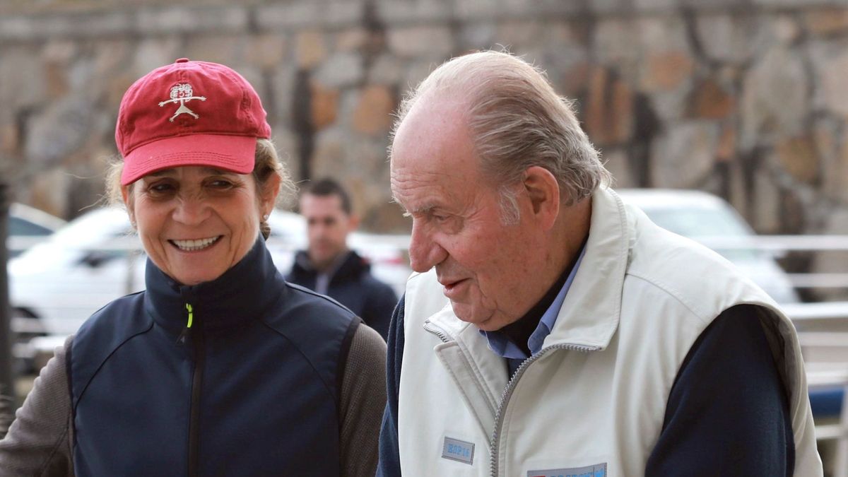 El rey Juan Carlos, encantado: regatas y cena en Sanxenxo con la niña de sus ojos