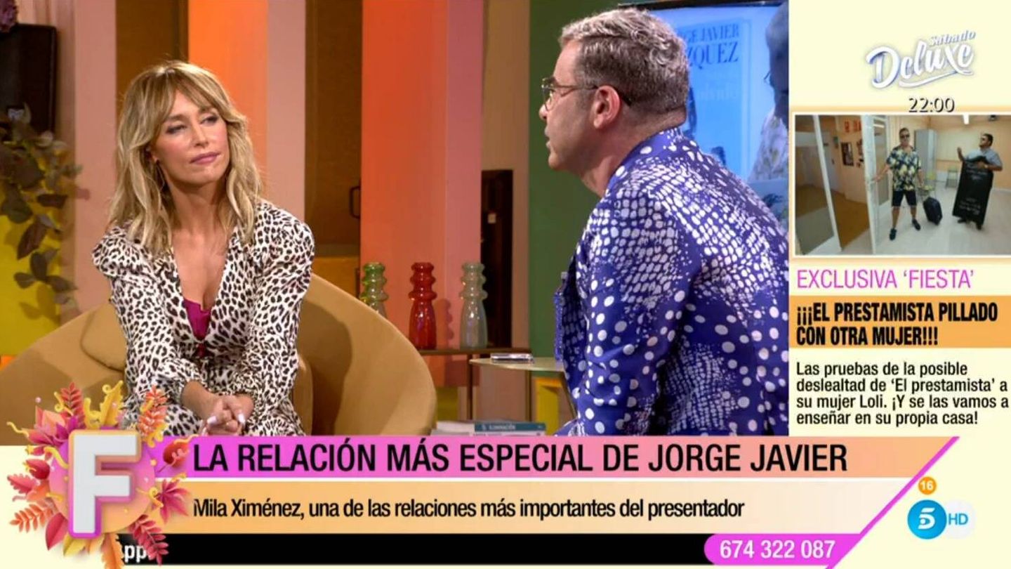 Emma García habla con Jorge Javier Vázquez en 'Fiesta'. (Mediaset)