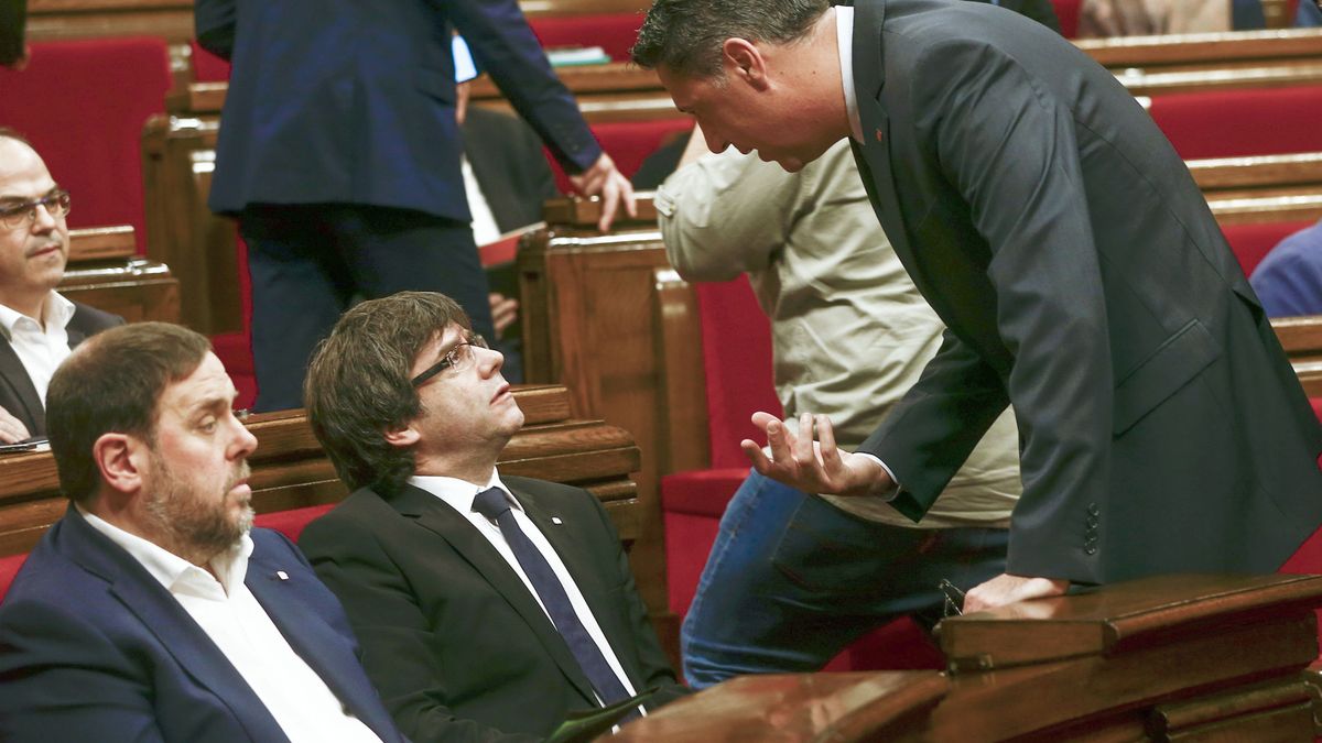 Albiol pide un cara a cara con Puigdemont: "Estoy dispuesto a ir a Bruselas"