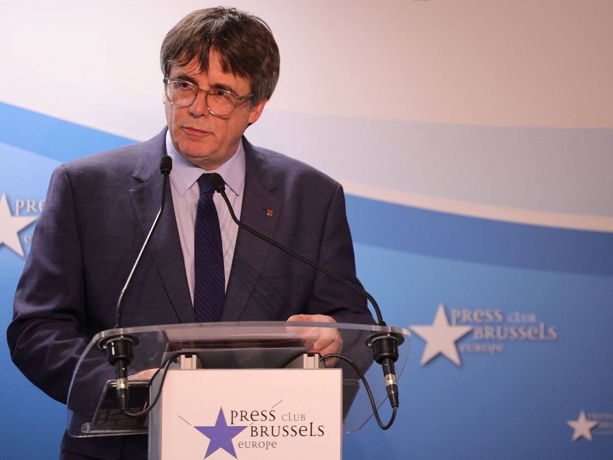Foto: Carles Puigdemont durante la conferencia de prensa en Bruselas. (EFE/Olivier Matthys)