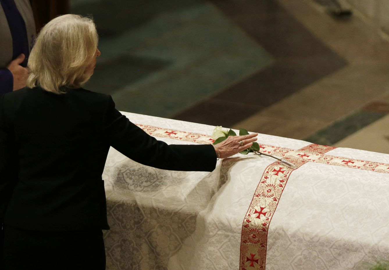 Quinn durante el funeral de su marido. (Reuters)