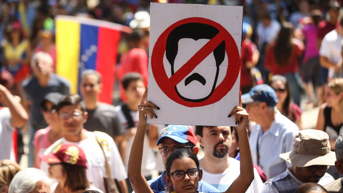 Leopoldo López y otros opositores reprochan la tardanza en apoyar a Guaidó