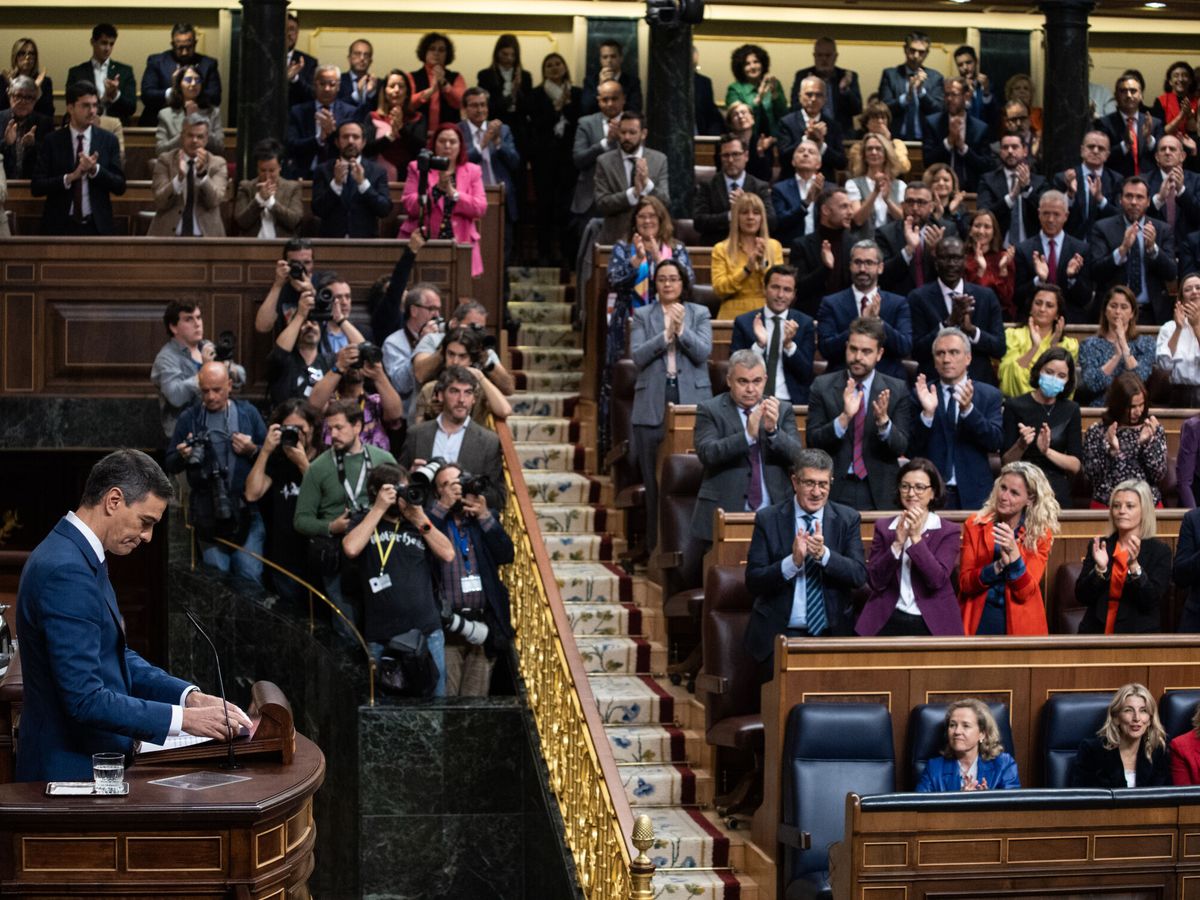Foto: Segunda sesión del pleno de investidura de Sánchez en el Congreso el pasado 16 de noviembre. (Europa Press/Alejandro Martínez Vélez)