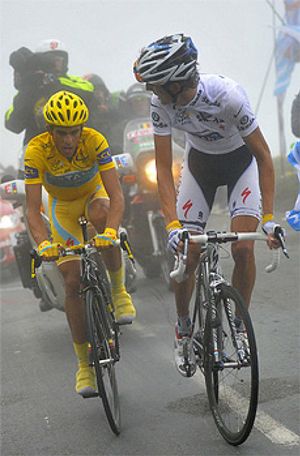 Wiggins y Evans son los grandes favoritos ante las sonadas bajas de Andy Schleck y Contador