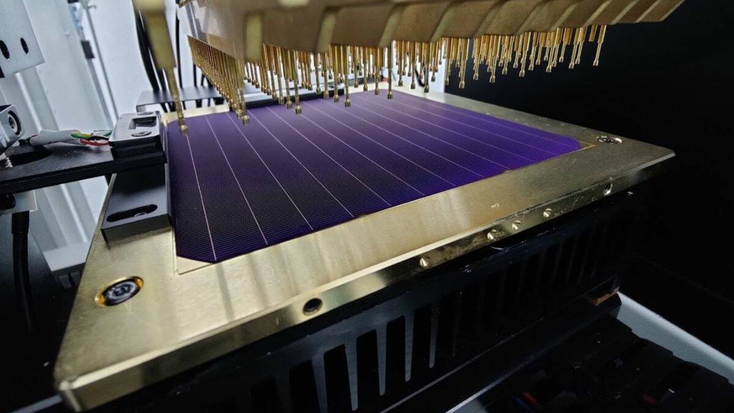 Estos paneles solares tienen un 25,54% de eficiencia. (SunDrive)