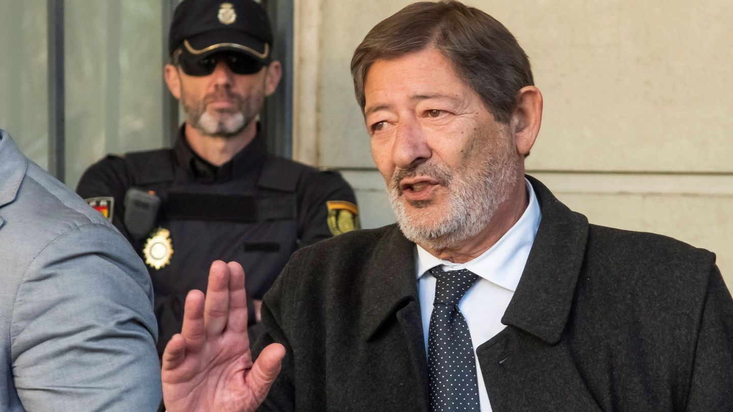 El exdirector general de Trabajo de la Junta de Andalucía Francisco Javier Guerrero, principal imputado en el caso de los ERE, en 2019. (EFE)