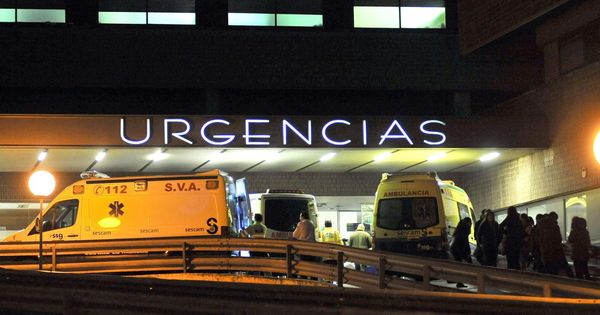 Foto: Las puertas del servicio de urgencias del Hospital de Albacete. (EFE)