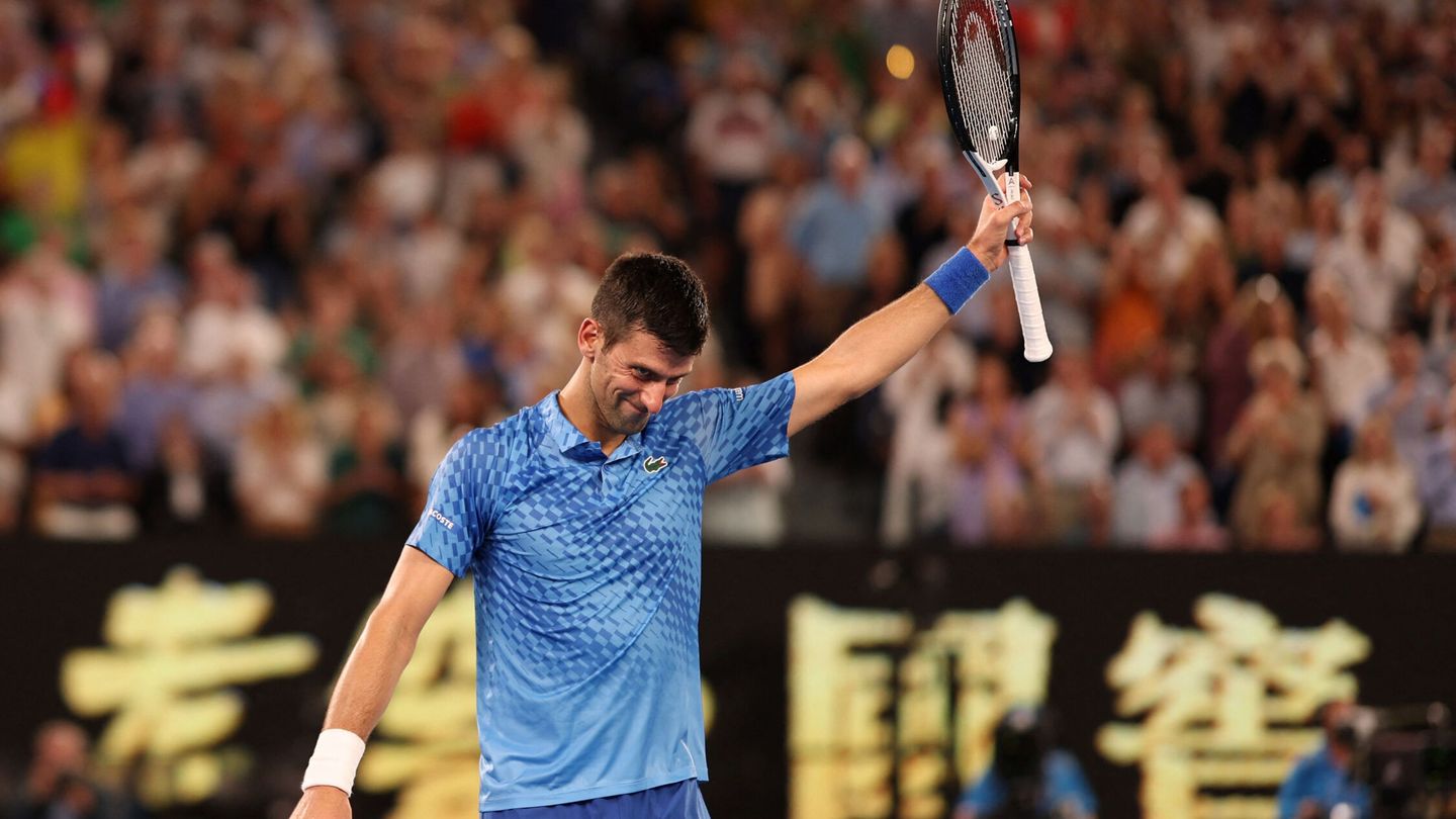 Novak Djokovic celebra su victoria ante Tommy Paul. (REUTERS/Loren Elliott).