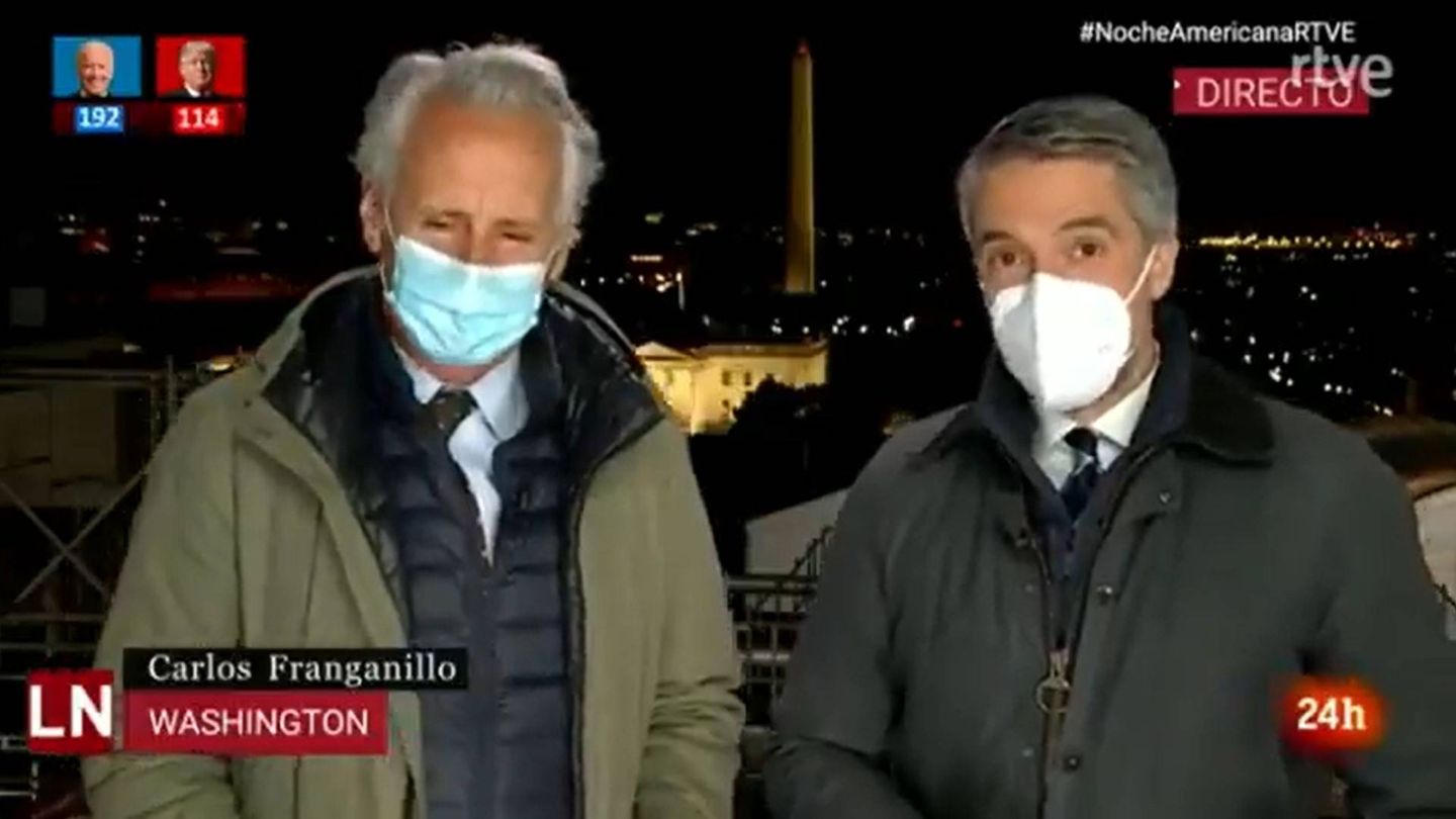 Lorenzo Milá y Carlos Franganillo, en conexión con 'La noche en 24h'. (TVE)