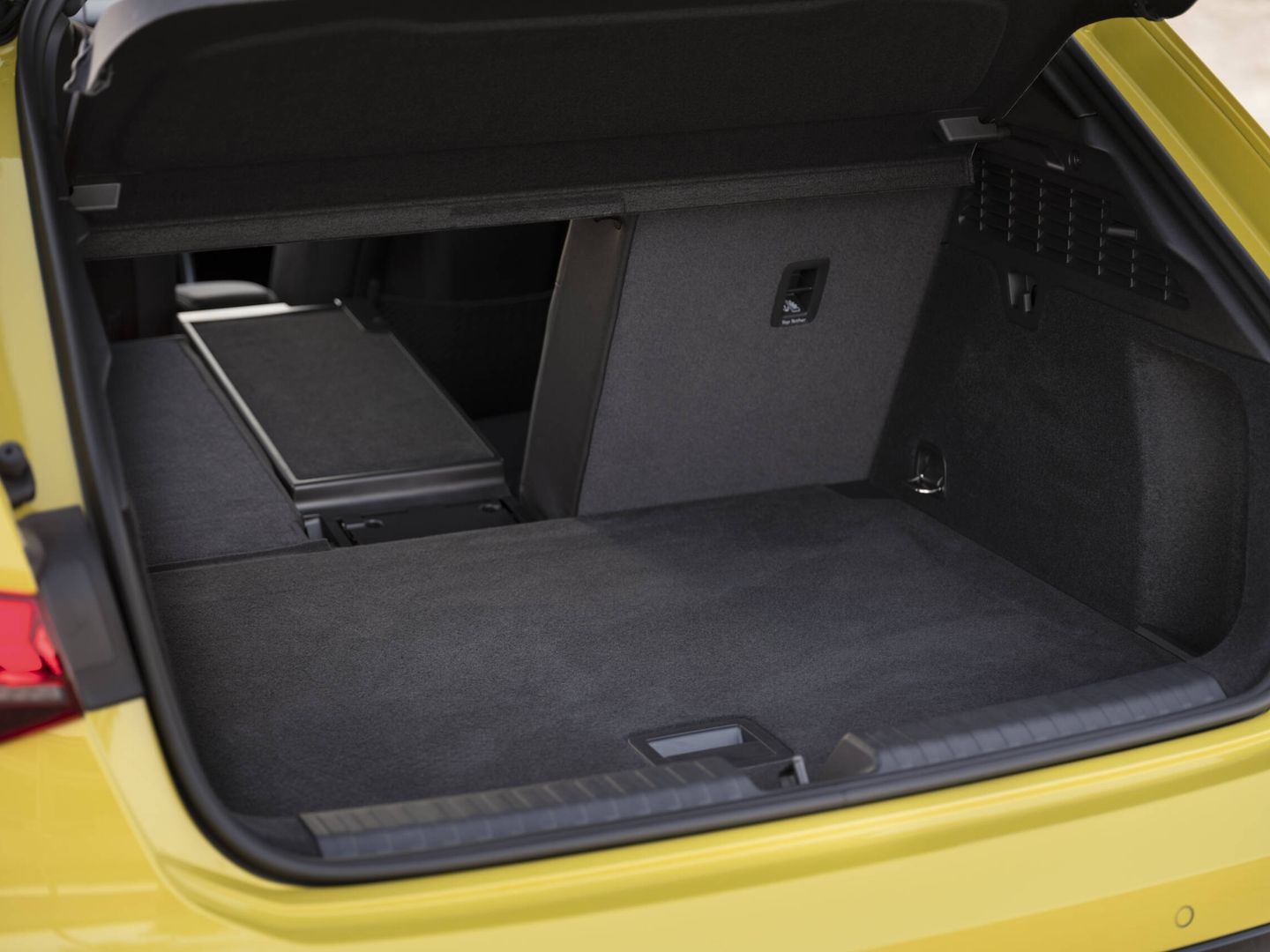 El Audi A3 Sportback y Allstreet tienen un maletero de 380 litros, que puede llegar a 1.200 litros.