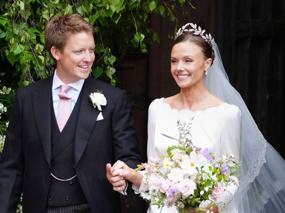 Foto: La tiara de Olivia es un claro homenaje a la familia del duque de Westminster. (Getty Images)