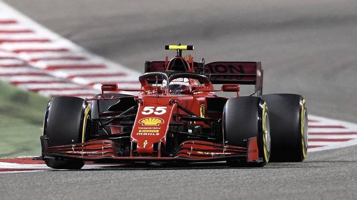 El 'pique' de hamburguesas de Carlos Sainz y cómo superó el primer desafío con Ferrari