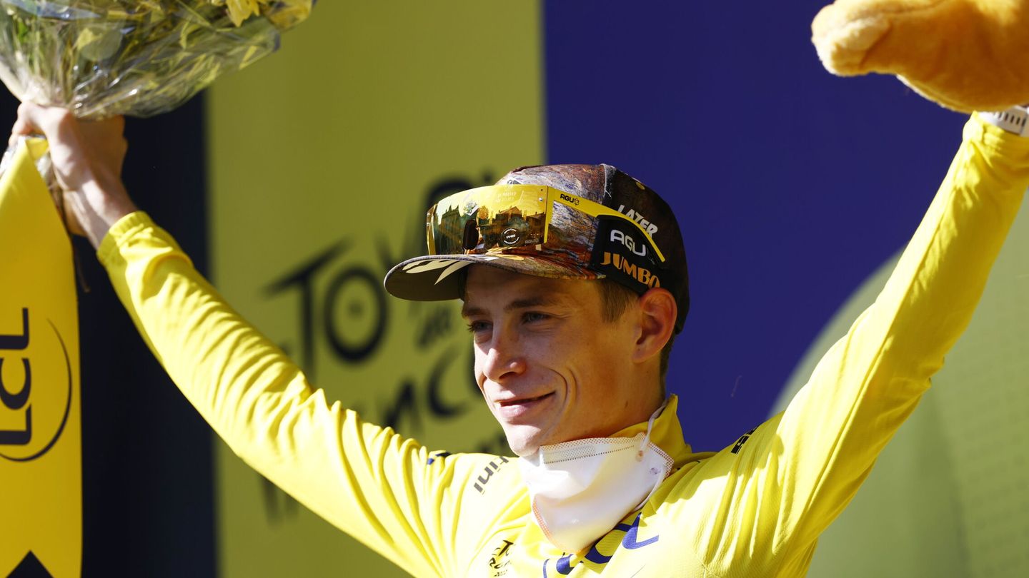 Vingegaard mantiene el maillot amarillo una etapa más. (EFE/Guillaume Horcajuelo) 