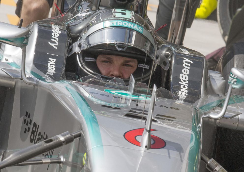 Foto: Nico Rosberg en uno de los entrenamientos libres previos al GP de Brasil (Efe).