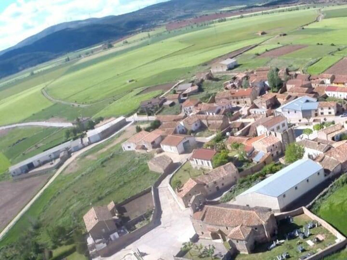 Foto: Vista aérea de Villar del Campo y las fincas que lo rodean. (Cedida)