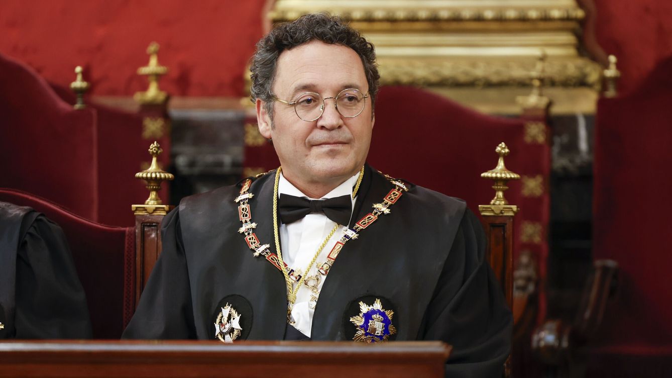 Foto: El fiscal general del Estado, Álvaro García Ortiz durante el acto de toma de posesión de su cargo tras ser reelegido en enero. (EFE/Javier Lizon)