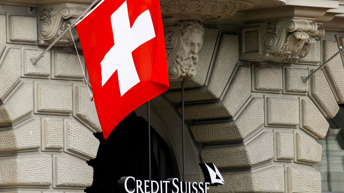 Grandes temores en Credit Suisse: llega a caer un 11% y su CEO no aplaca la probabilidad de quiebra