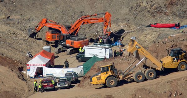 Foto: Vista general de la excavación de la galería horizontal para llegar hasta Julen en Totalán (Málaga). (EFE)