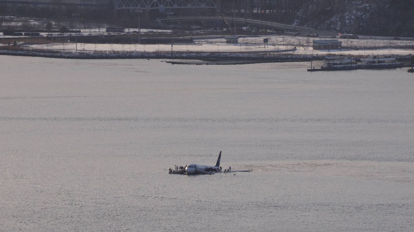 Amerizaje en el río Hudson del vuelo 1549 de US Airways en enero de 2009.