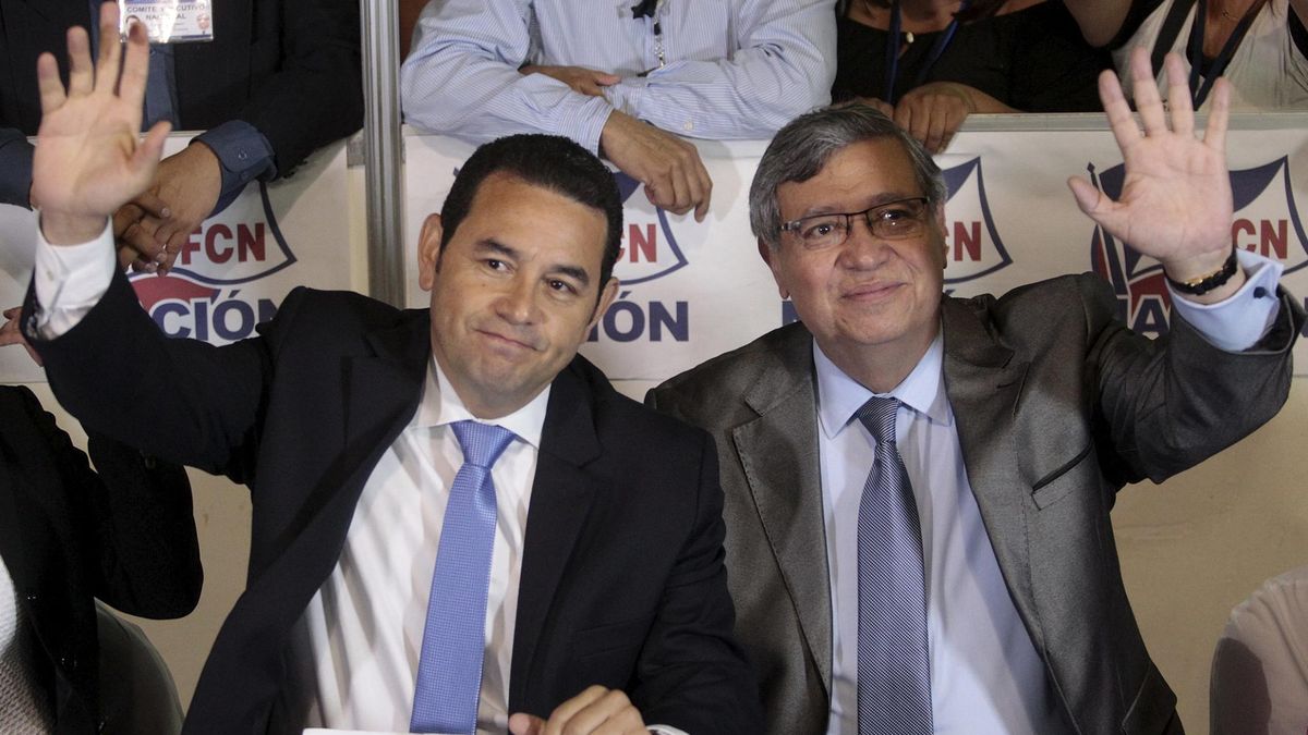 El cómico Jimmy Morales arrasa en unas elecciones históricas en Guatemala 