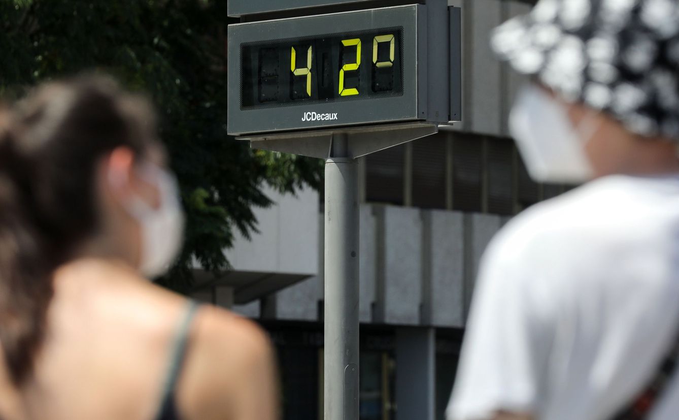 Las altas temperaturas seguirán batiendo records en los próximos años (EFE)