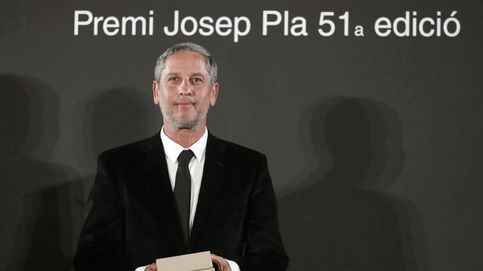 Guillermo Martínez gana el Premio Nadal de Novela con 'Los crímenes de Alicia'