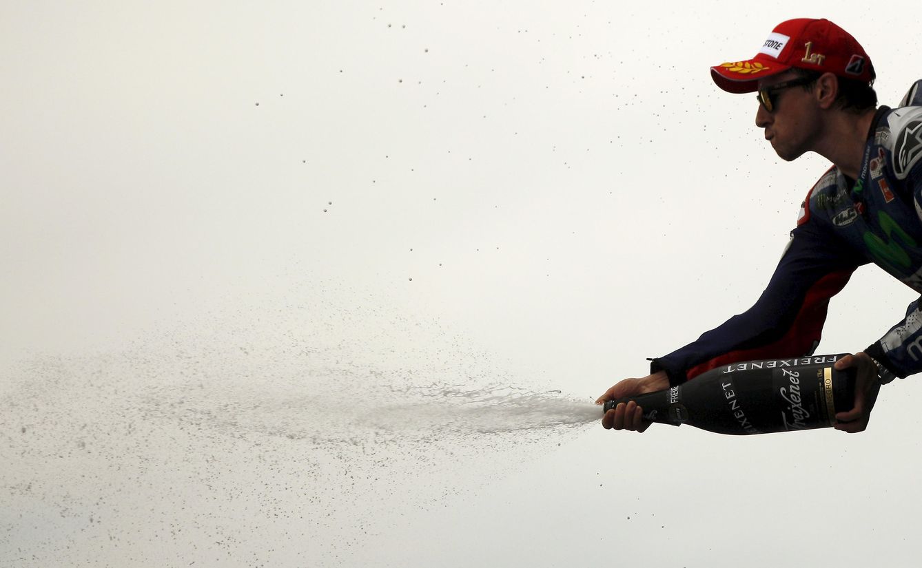 Jorge Lorenzo en el podio de Jerez (Reuters).