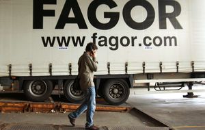 La quiebra de Fagor provocará despidos en el resto de Mondragón