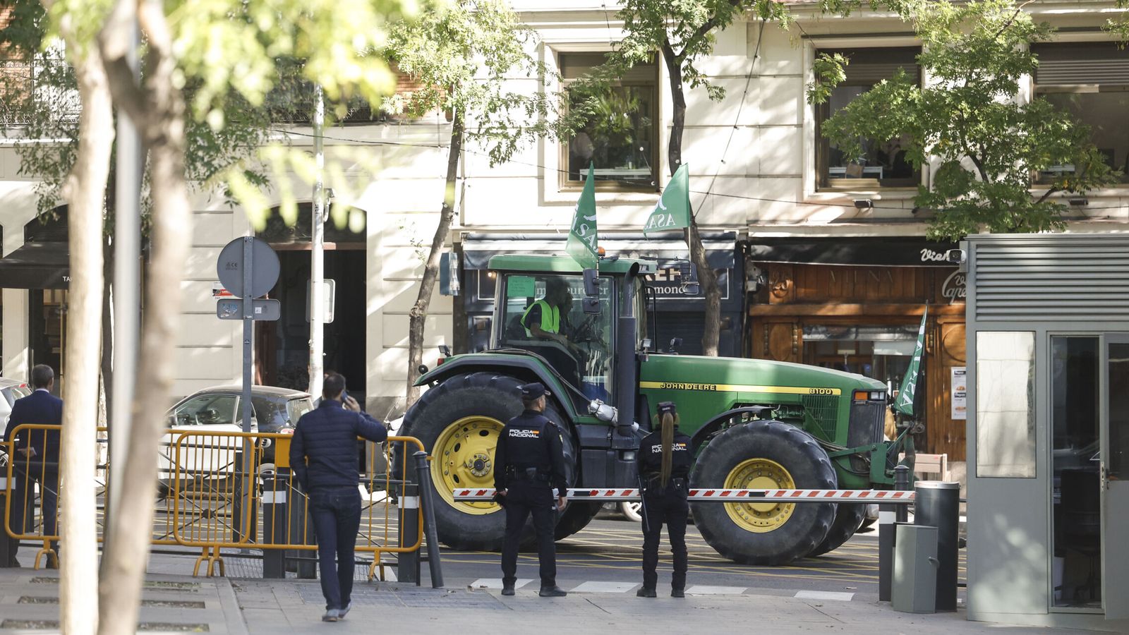 Las organizaciones agrarias suspenden la tractorada en Madrid por el accidente de tren en Toledo