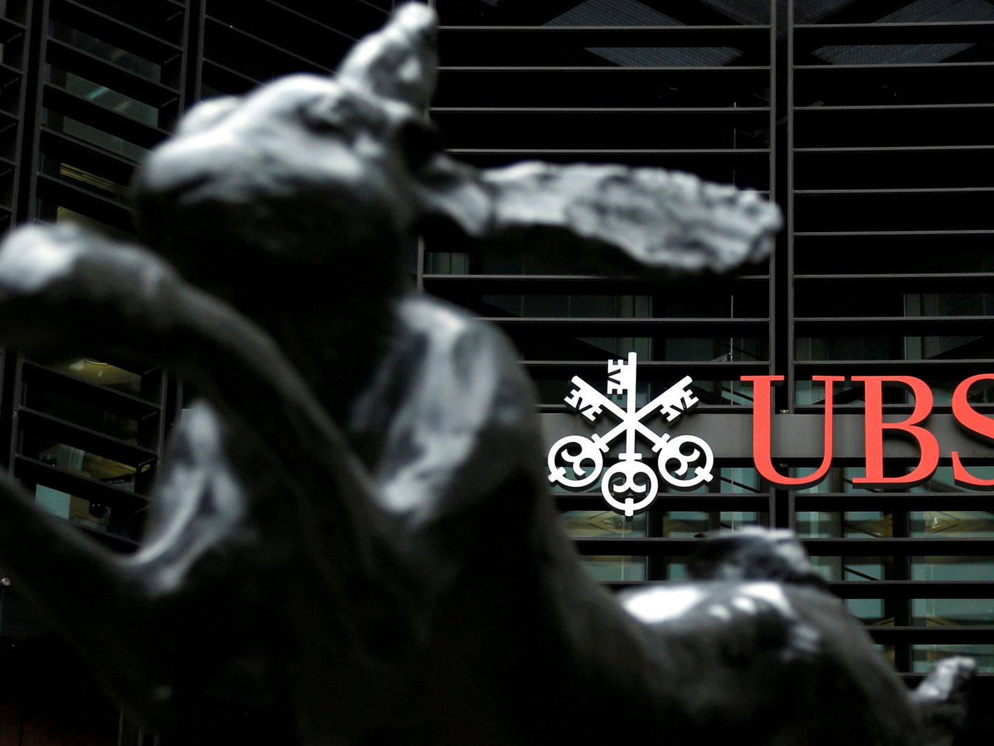 Oficinas del banco suizo UBS en Londres. (Reuters)