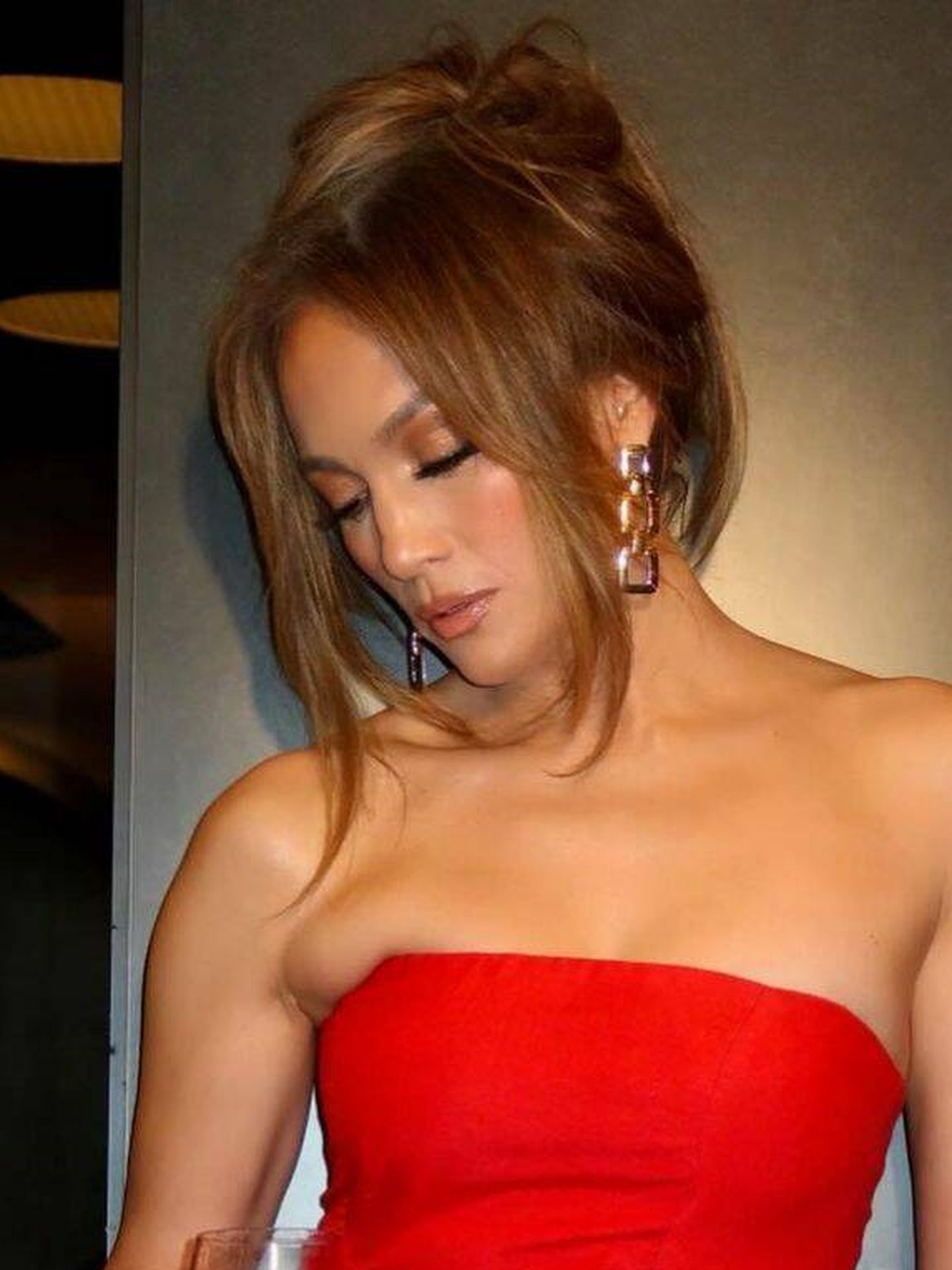 El habitual flequillo degradado de Jennifer Lopez. (Instagram/@jlo)