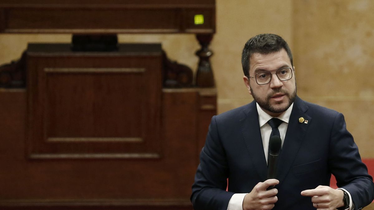 El Parlament constata la "pérdida de confianza" del Govern de Pere Aragonès