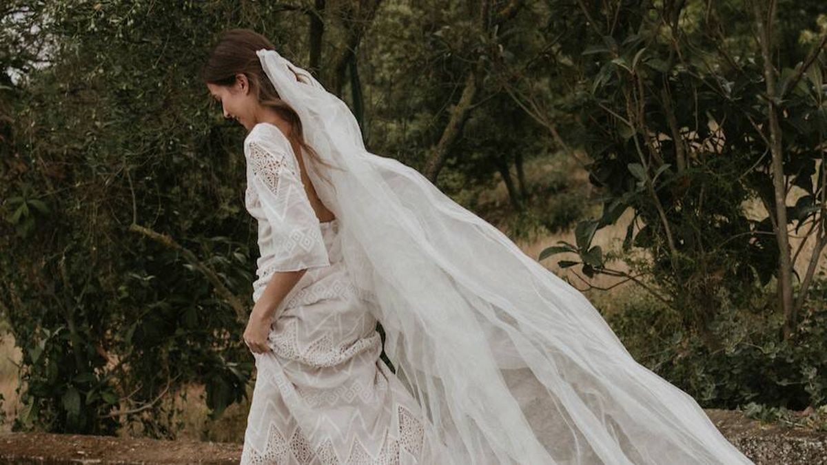 Las novias diferentes y rompedoras de Barcelona confían el vestido de su boda a este atelier