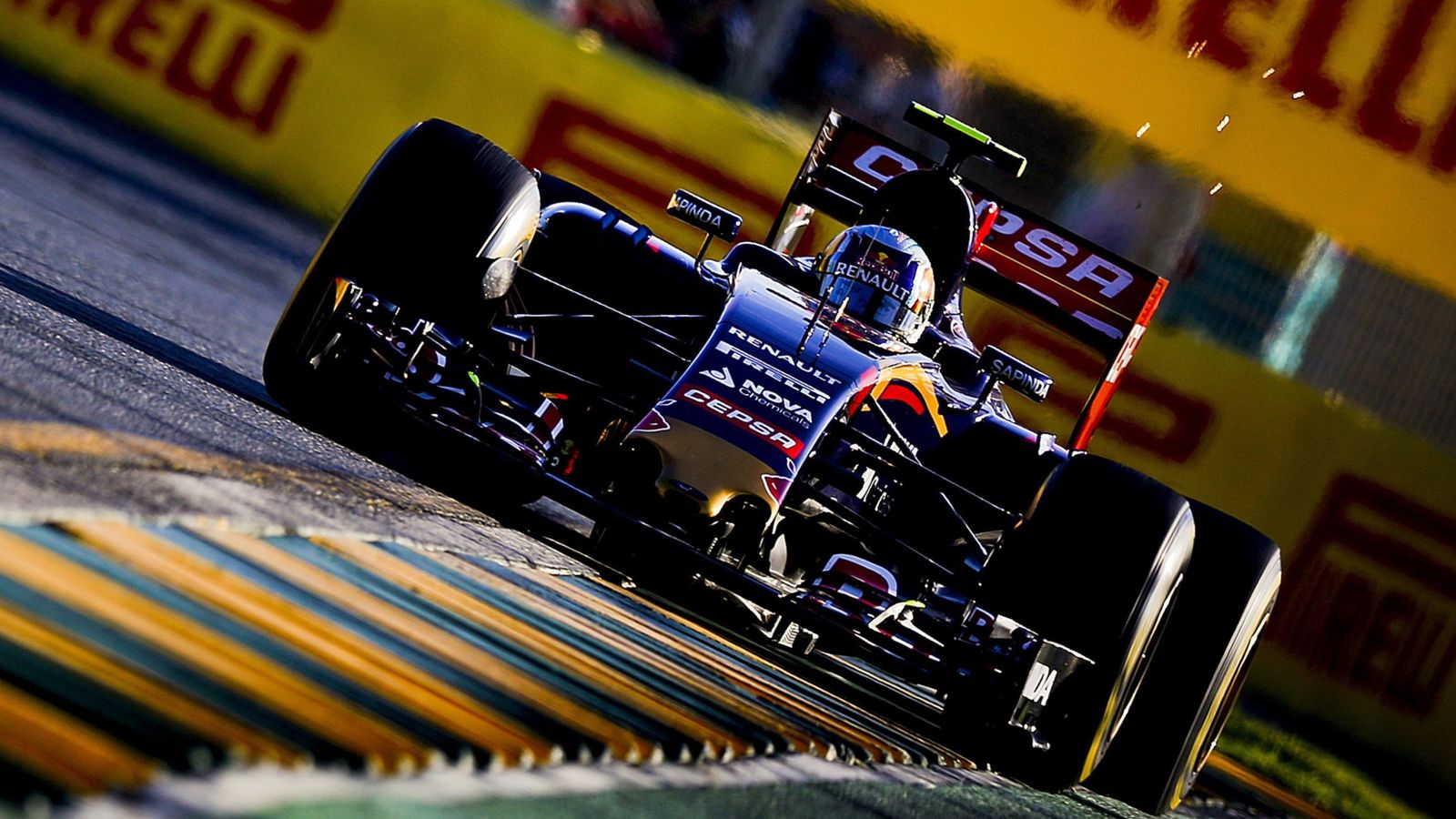 Foto: Carlos Sainz durante el Gran Premio de Australia (EFE)