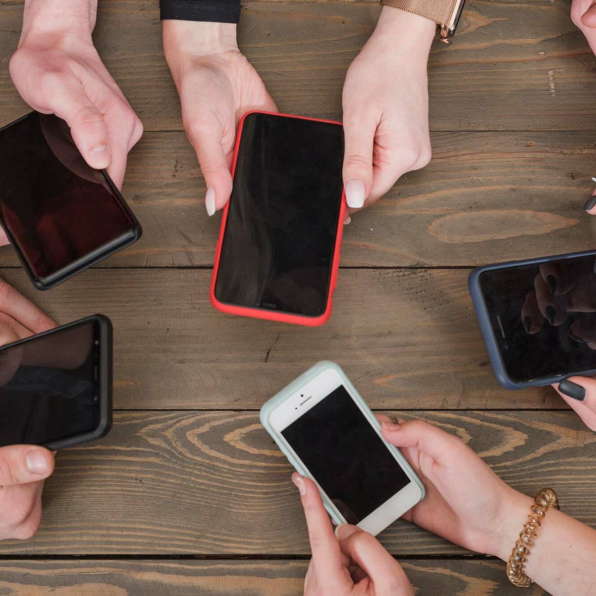 6 razones por las que debes elegir un móvil Android y no un iPhone