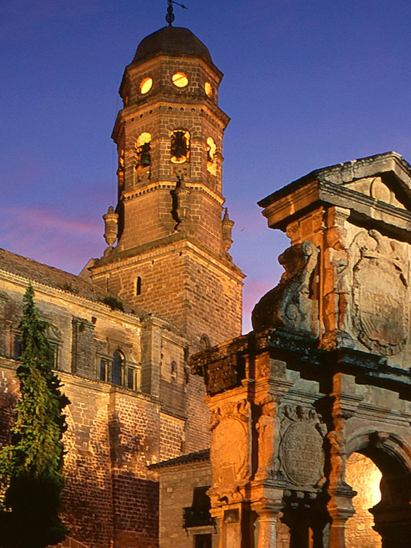 Descubre las catedrales de España, en la imagen la catedral de Baeza. (Cortesía/Oficina de Turismo de España)