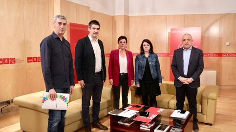 Bildu pide al PSOE revisar la política de prisiones, plurinacionalidad y referéndum