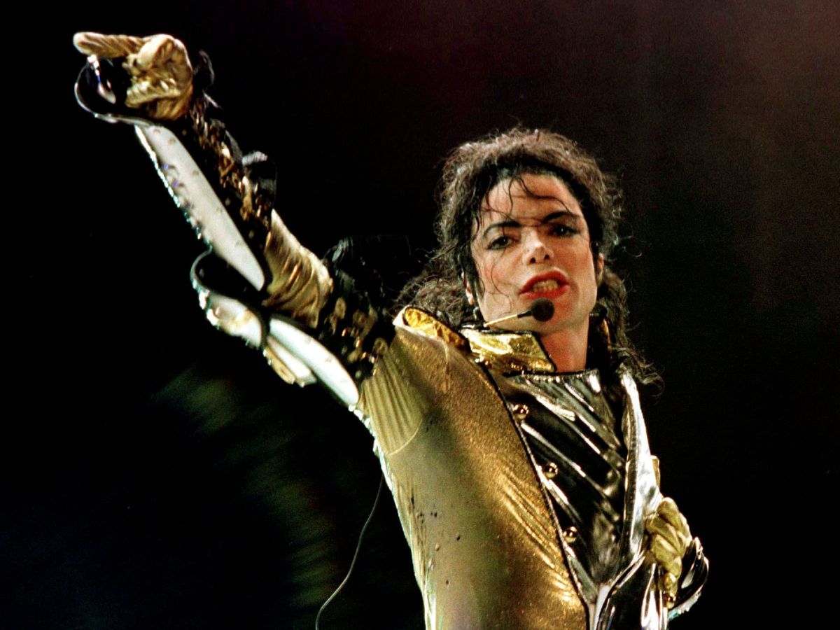 Foto: Michael Jackson en un concierto en Viena en 1997. (Reuters/Leonhard Foeger)