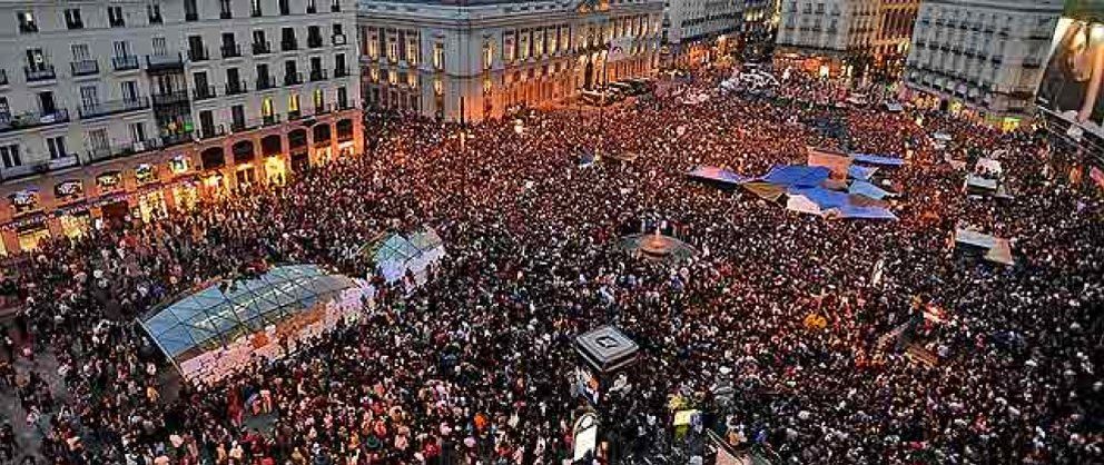 Foto: Miles de personas claman contra los recortes en el segundo aniversario del 15-M