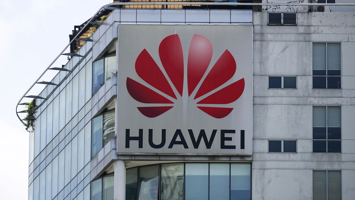 El caso contra la gran franquicia de reparación de móviles se reabrió tras personarse Huawei