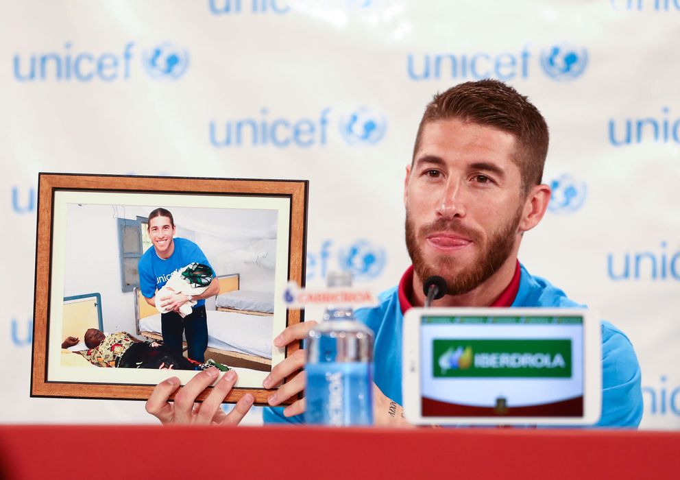 Foto: Sergio Ramos ejerce de embajador español de UNCIEF por el derecho al deporte.